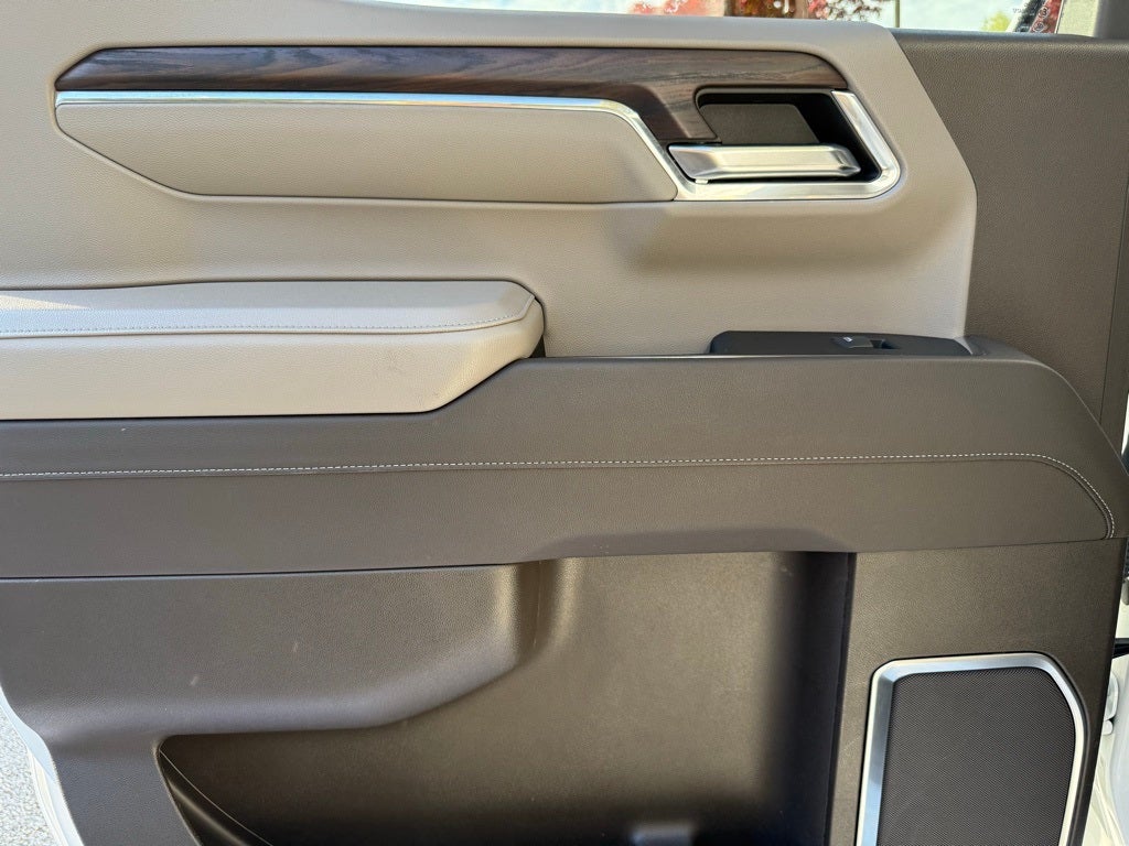 2023 GMC Sierra 1500 SLT BOSE / V8 / 1-OWNER CARFAX