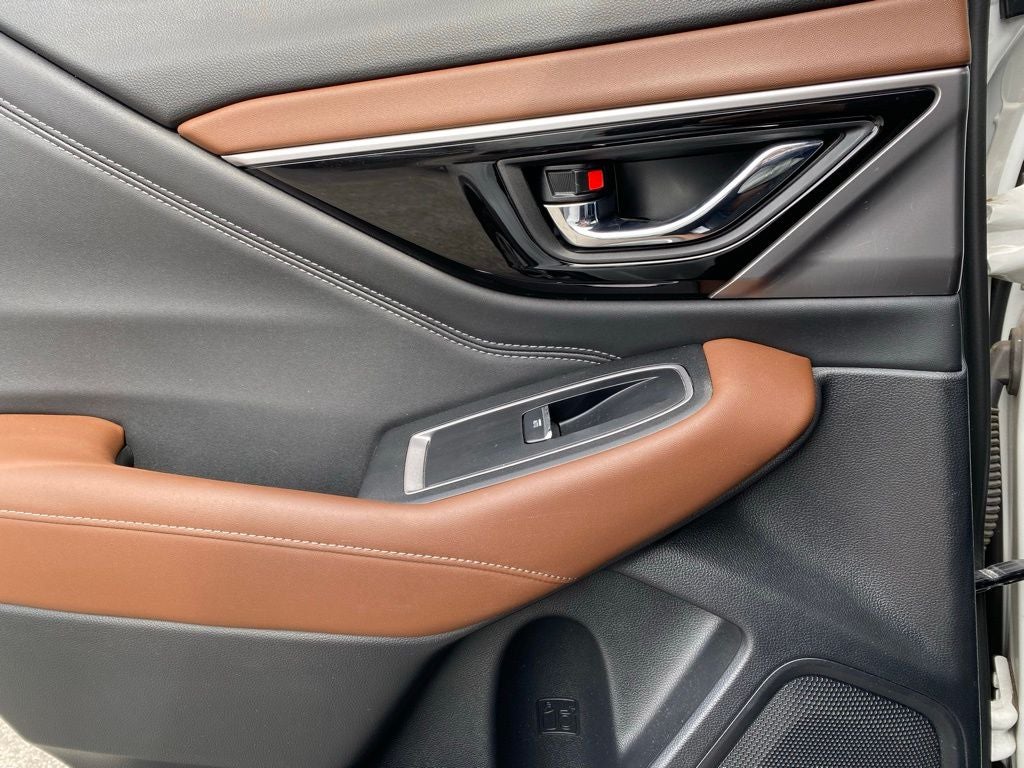 2022 Subaru Outback Touring XT