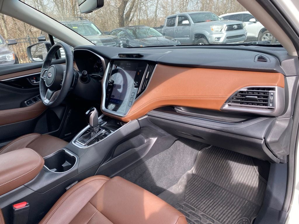 2022 Subaru Outback Touring XT