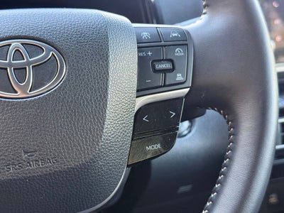 2025 Toyota Camry SE 1 OWNER CARFAX