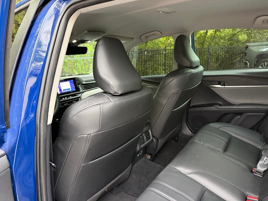 2025 Toyota Camry LE CONVENIENCE PKG / LEATHER!