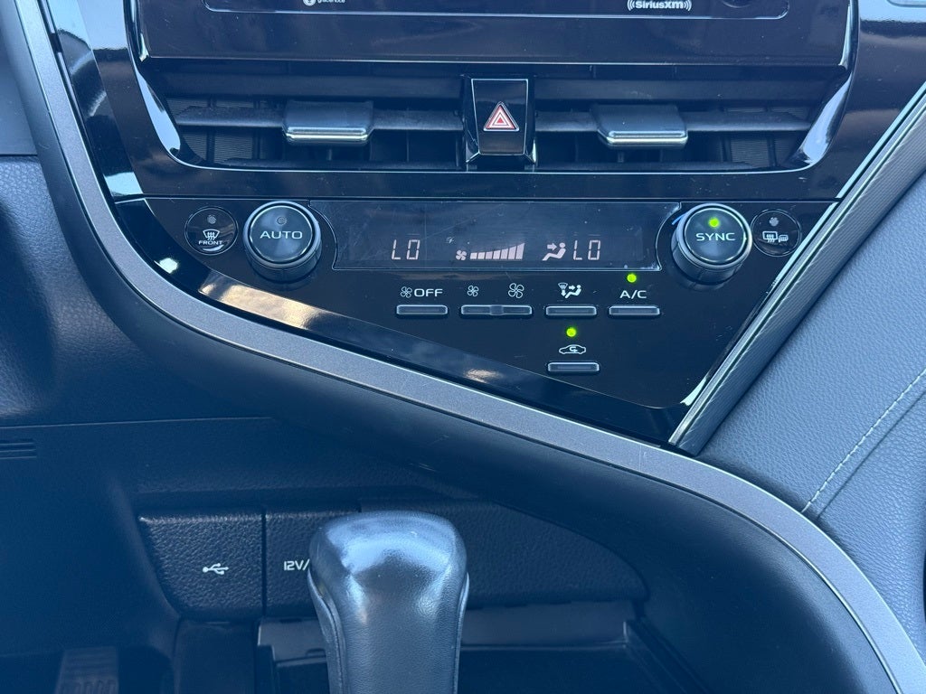 2023 Toyota Camry SE APPLE CAR PLAY