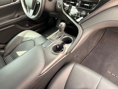 2022 Toyota Camry SE 1 OWNER / CLEAN CARFAX