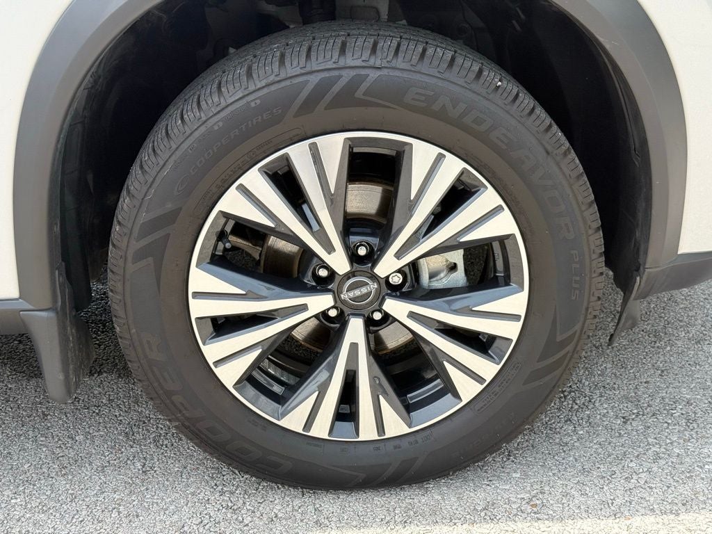 2023 Nissan Rogue SV HEATED MIRRORS