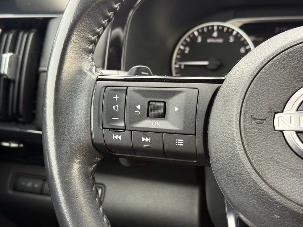 2022 Nissan Pathfinder SV 3 ROW SUV