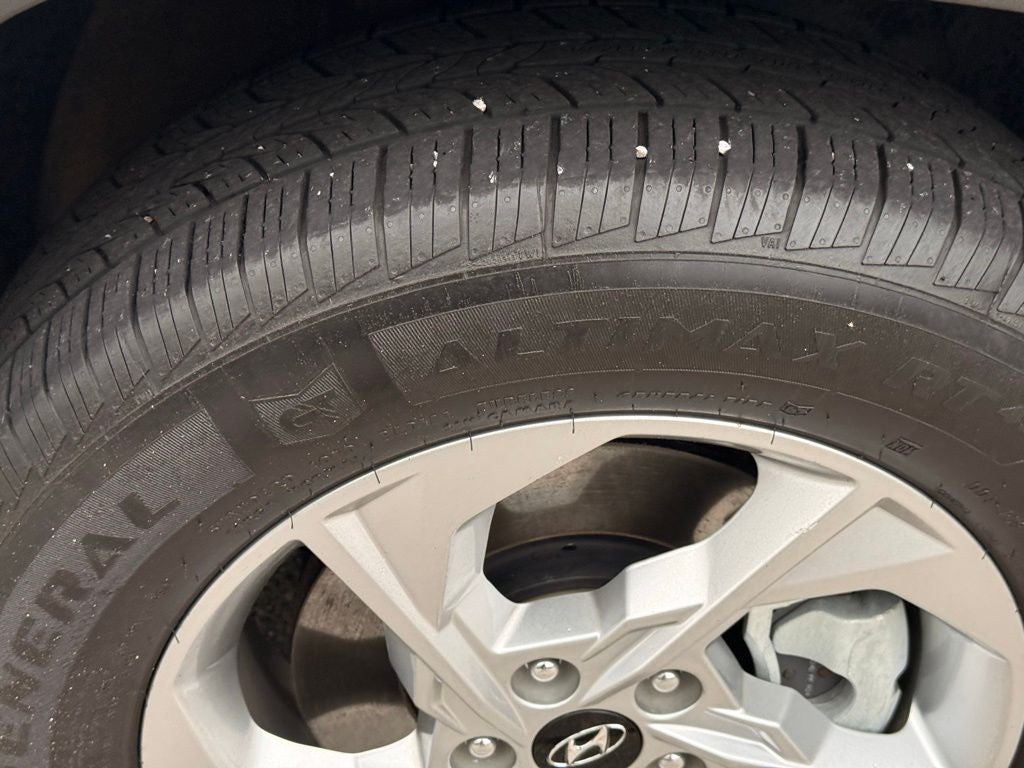 2022 Hyundai Tucson SE