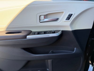 2024 Toyota Sienna Platinum 7 Passenger