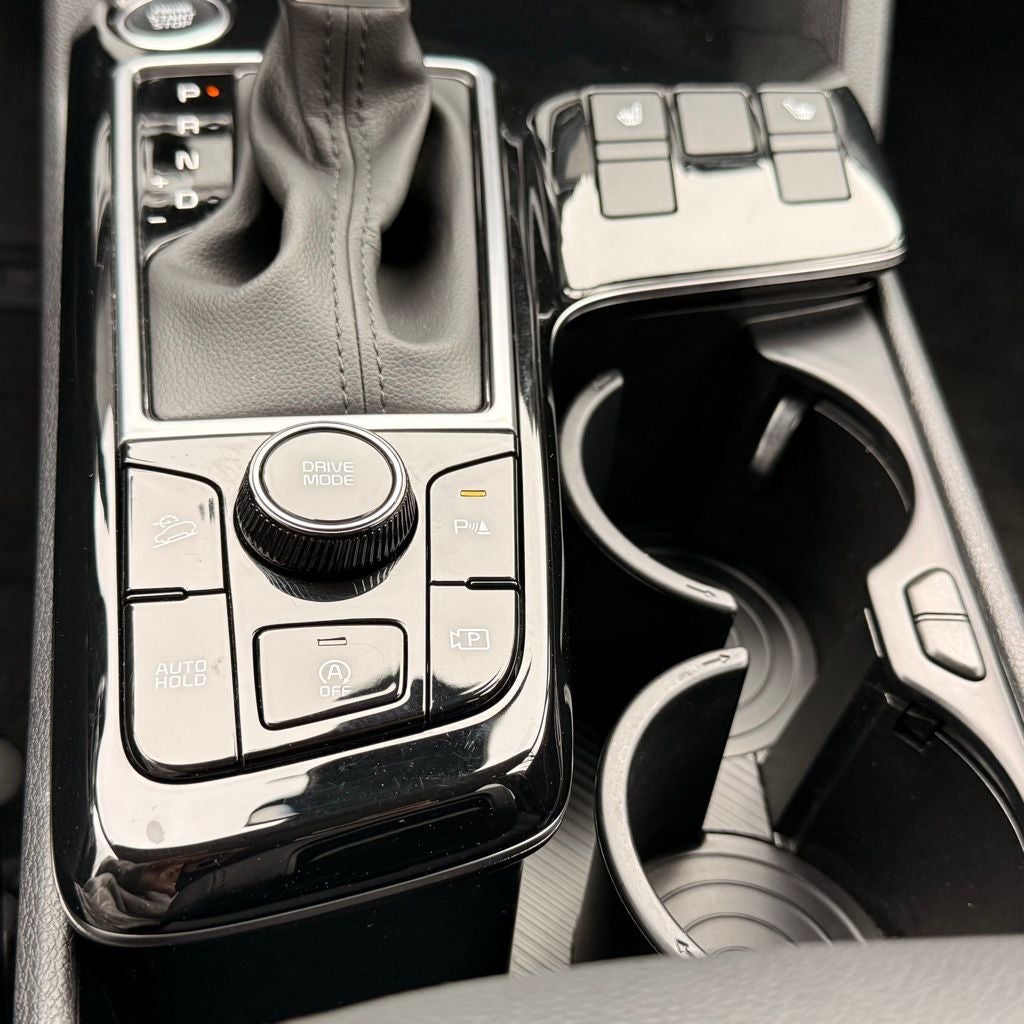 2025 Kia Sportage EX LOW MILEAGE