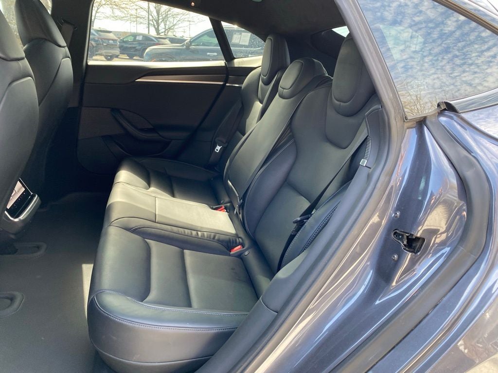 2022 Tesla Model S Plaid