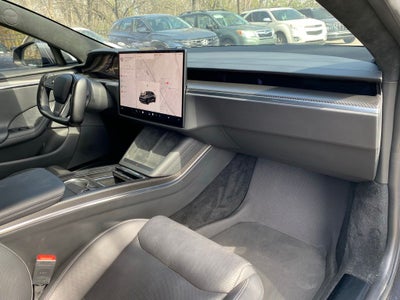 2022 Tesla Model S Plaid