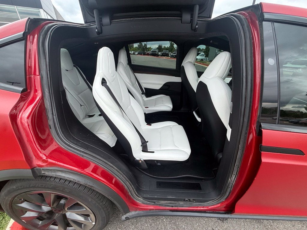 2022 Tesla Model X Base