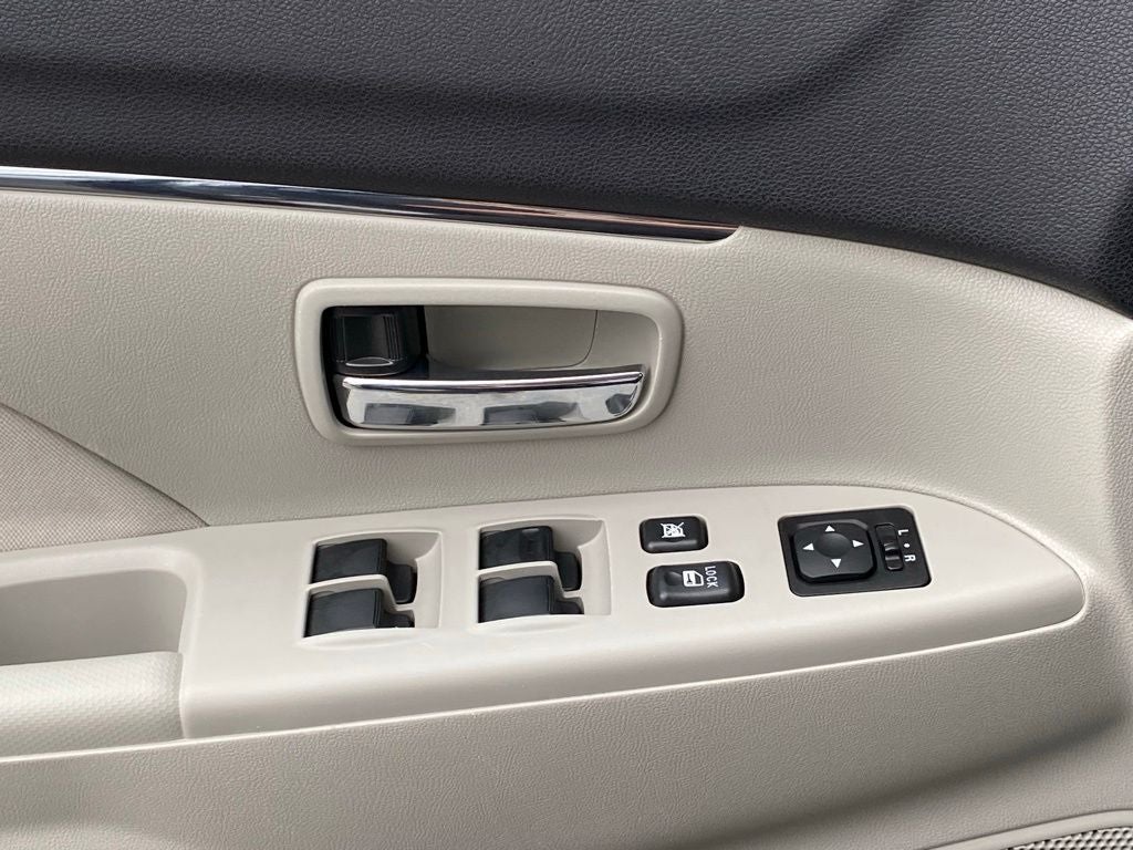 2017 Mitsubishi Outlander Sport SE LOW MILES!!!