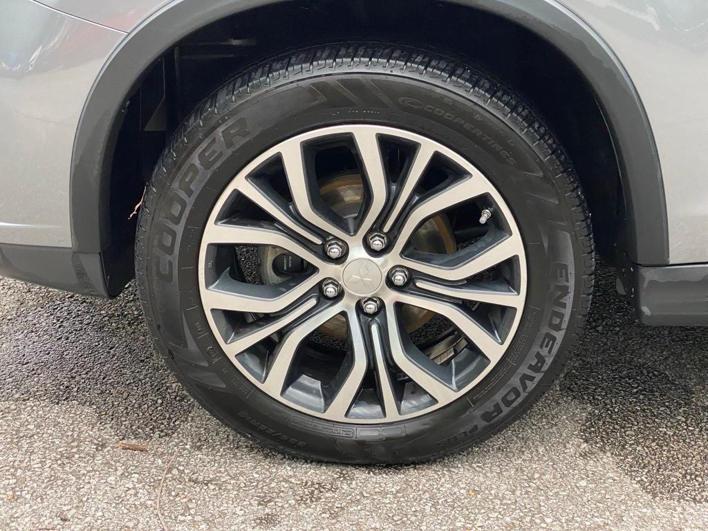 2017 Mitsubishi Outlander Sport SE LOW MILES!!!