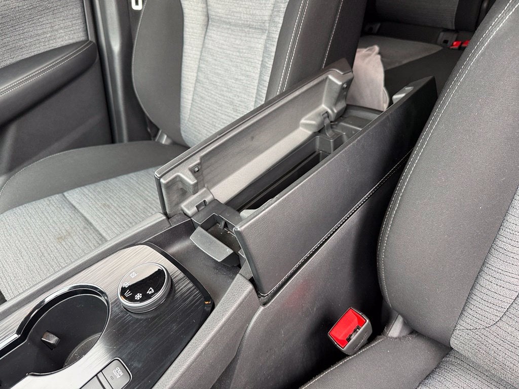 2023 Nissan Rogue SV - AWD / CLEAN CARFAX