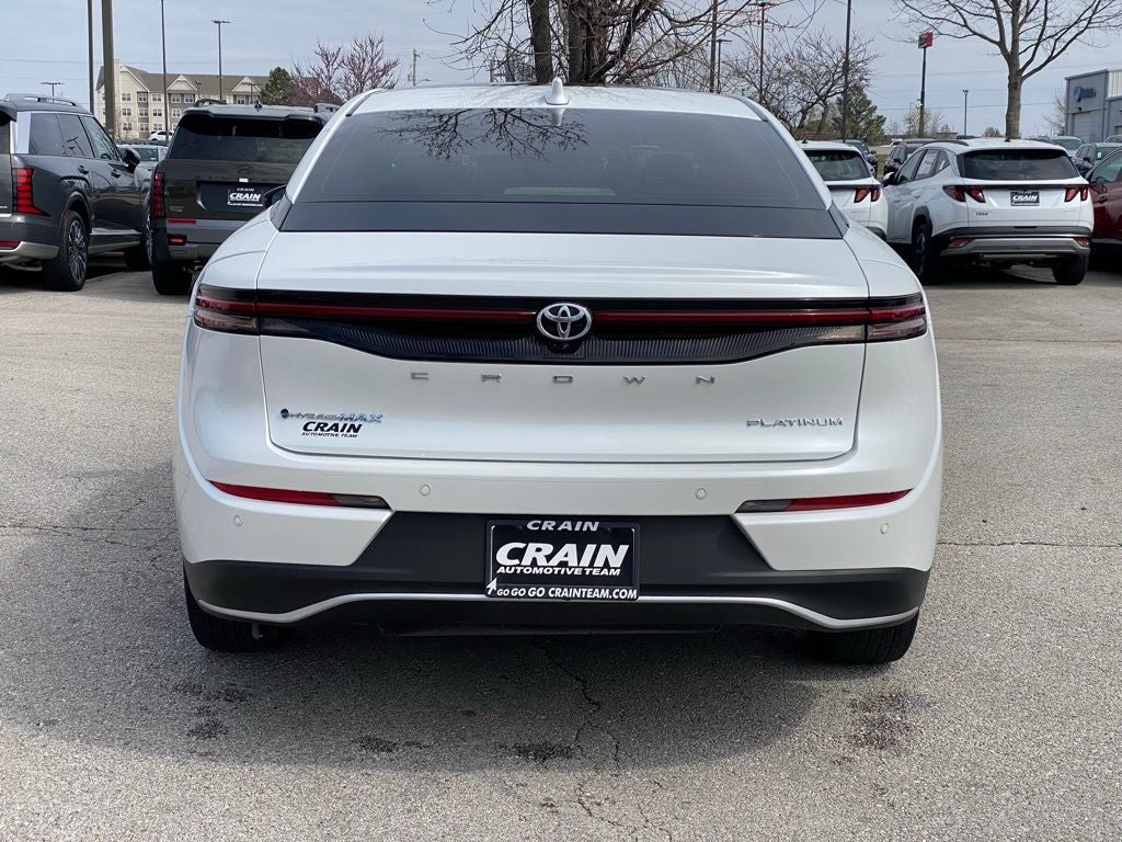 2025 Toyota Crown Platinum
