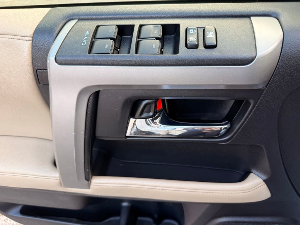 2014 Toyota 4Runner SR5 LOW MILES!!!