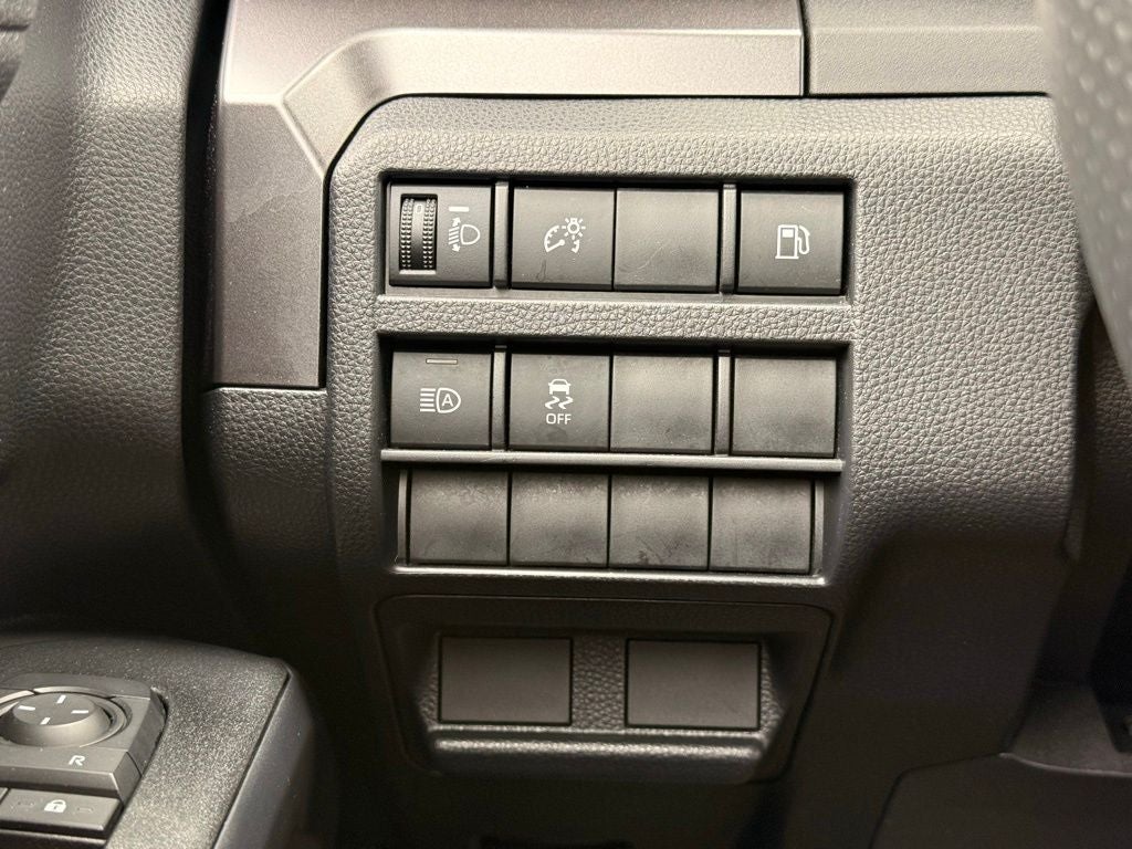2025 Toyota 4Runner SR5 ONE OWNER CLEAN CARFAX