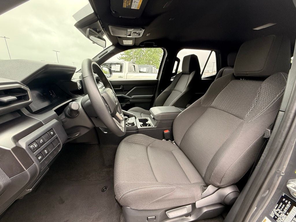 2025 Toyota 4Runner SR5 ONE OWNER CLEAN CARFAX