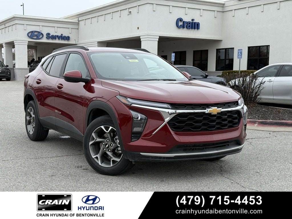 2025 Chevrolet Trax LT ONE OWNER CARFAX