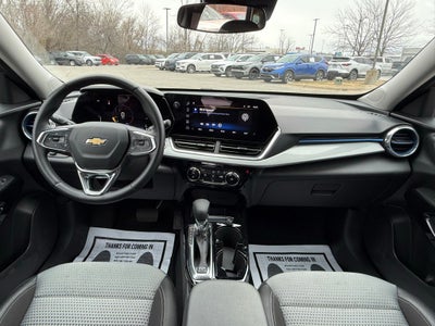 2025 Chevrolet Trax LT ONE OWNER CARFAX