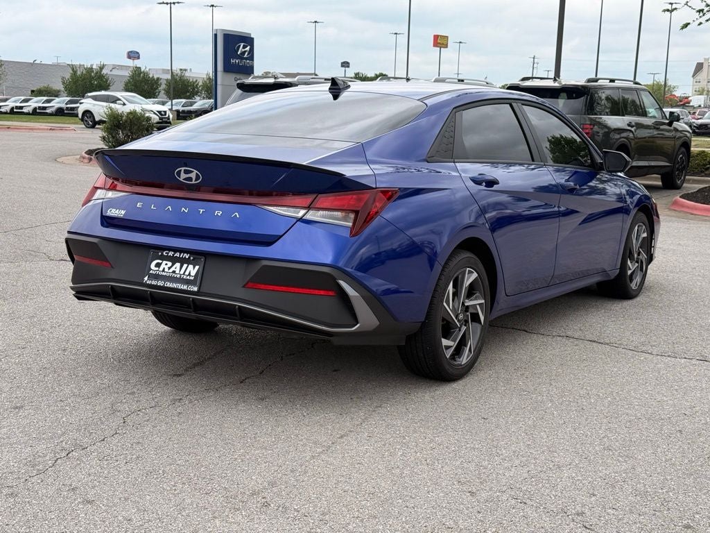 2025 Hyundai Elantra SEL Sport