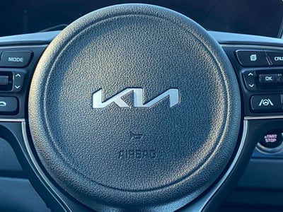 2022 Kia Niro LXS