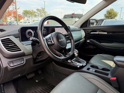 2024 Kia Seltos SX - AWD / CLEAN CARFAX / ONE OWNER
