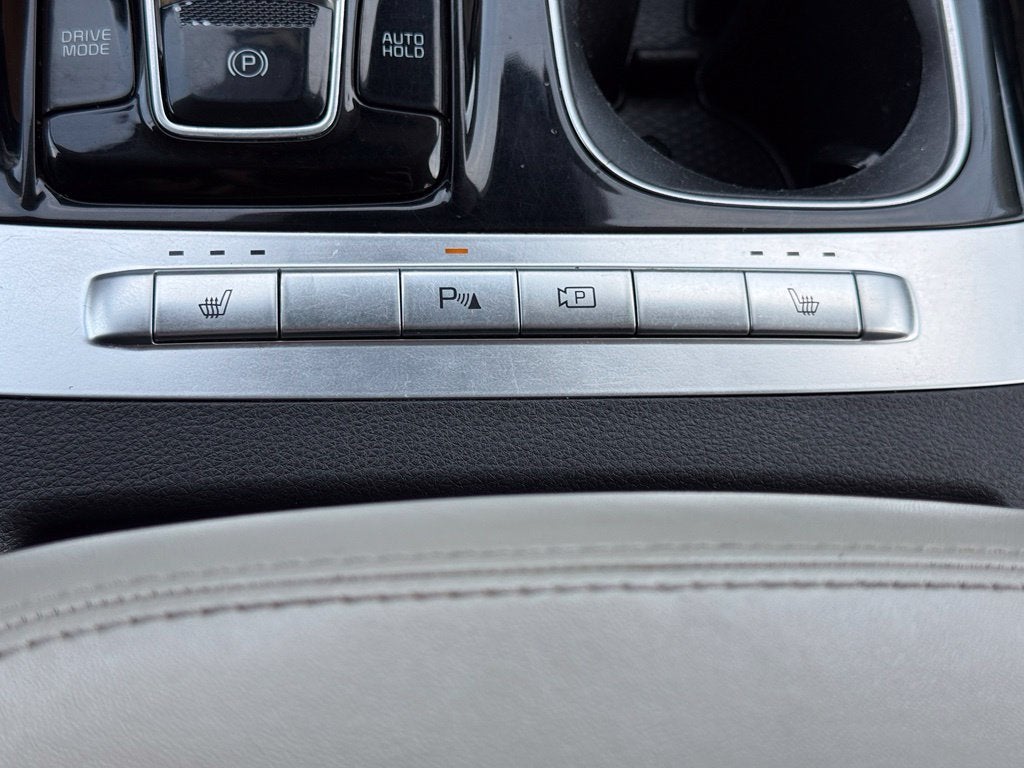 2022 Kia Carnival EX - CARFAX ONE OWNER