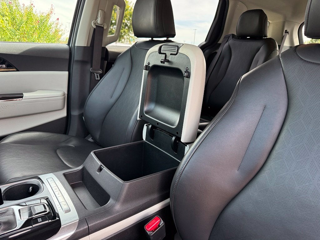 2022 Kia Carnival EX - CARFAX ONE OWNER