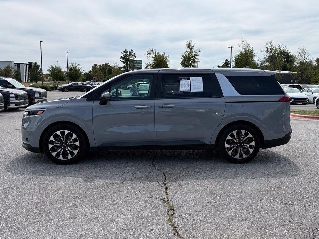 2022 Kia Carnival EX - CARFAX ONE OWNER