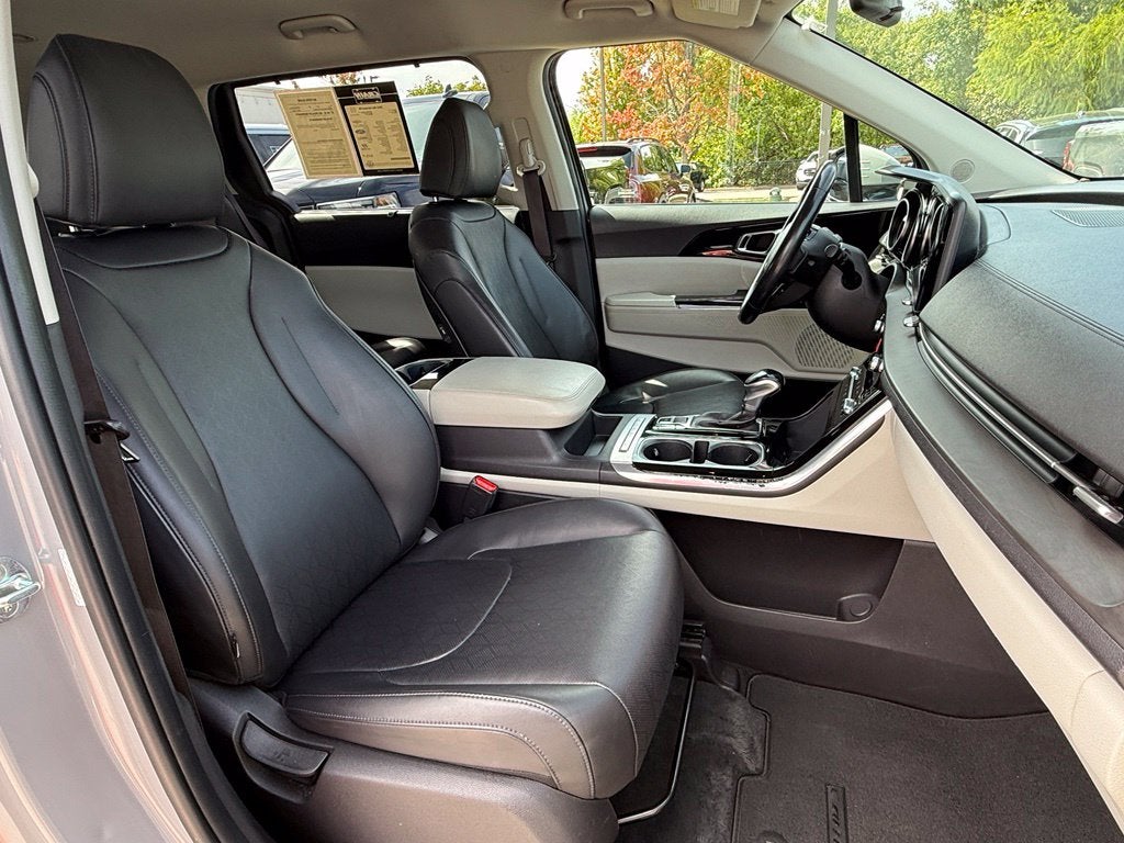 2022 Kia Carnival EX - CARFAX ONE OWNER