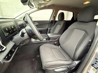 2025 Kia Sportage LX - CLEAN CARFAX / ONE OWNER