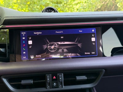 2025 Porsche Macan Electric 4S