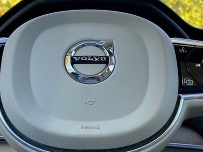 2023 Volvo XC90 Recharge Plug-In Hybrid T8 Plus Bright Theme 7 Passenger