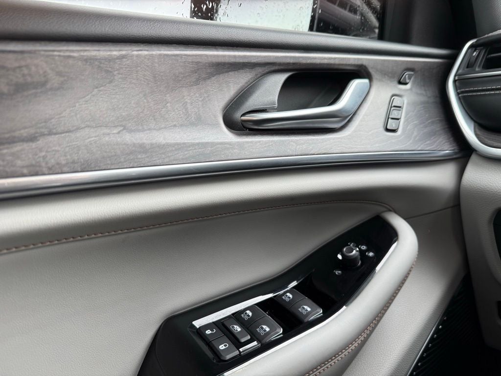 2021 Jeep Grand Cherokee L Overland
