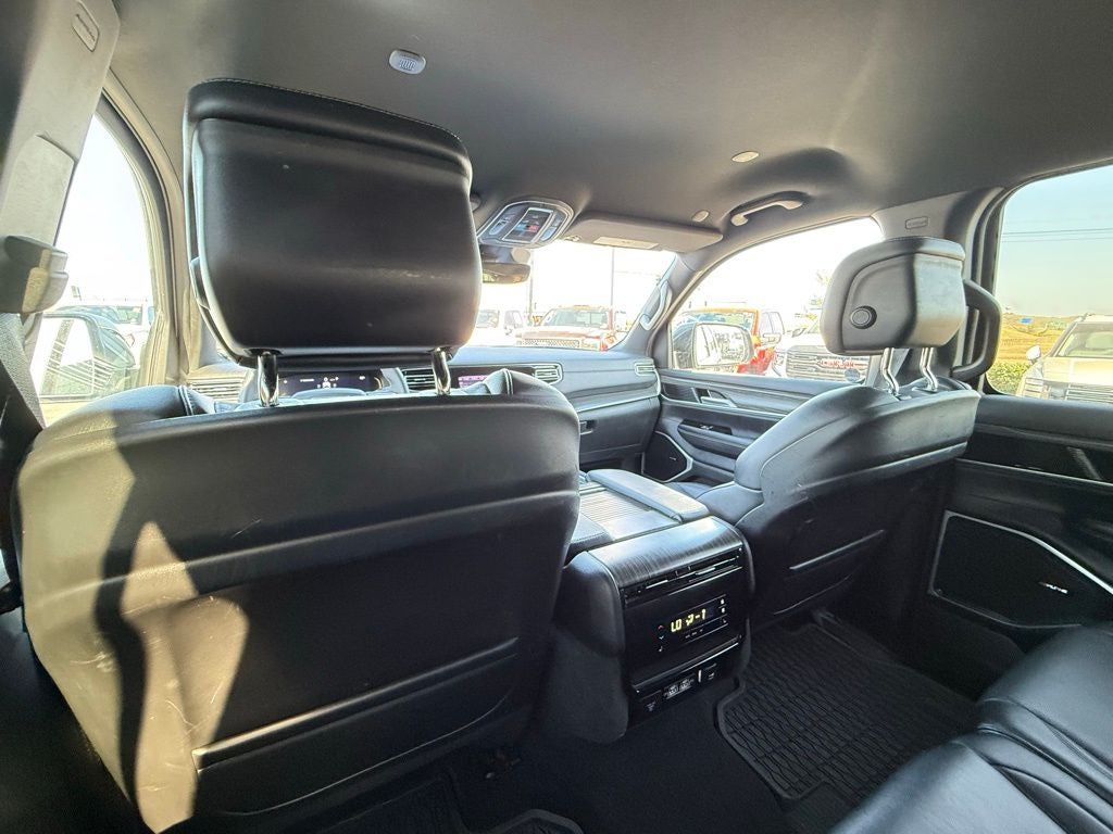 2024 Jeep Wagoneer L Series II