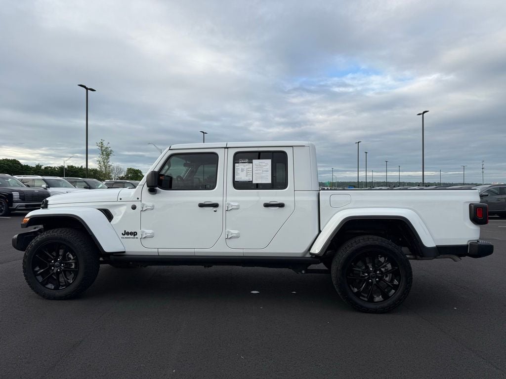 2025 Jeep Gladiator Nighthawk