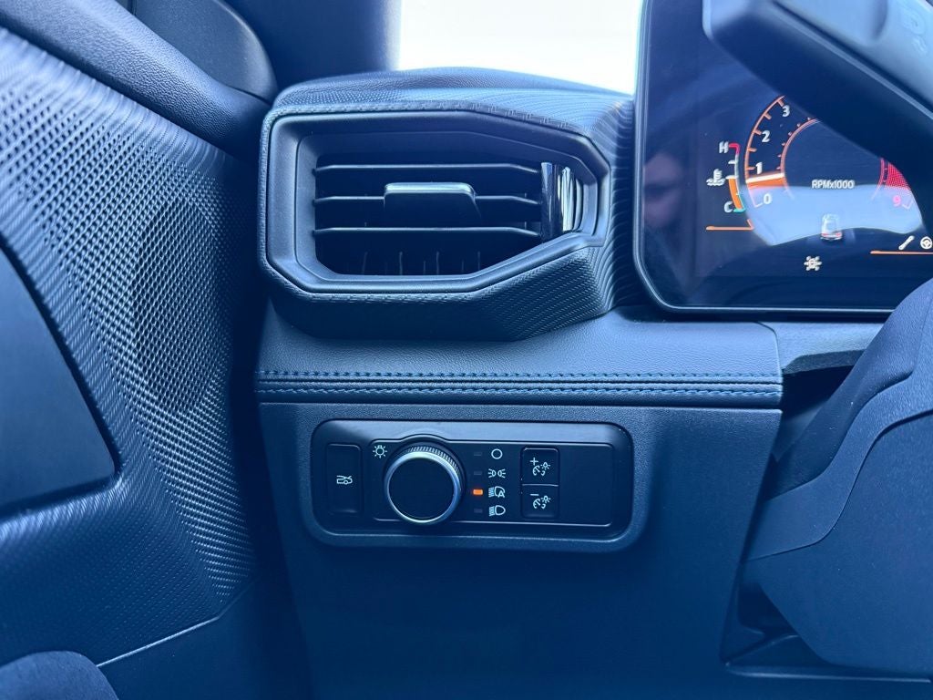 2025 Ford Mustang Dark Horse handling package,appearance pack,recaro seats