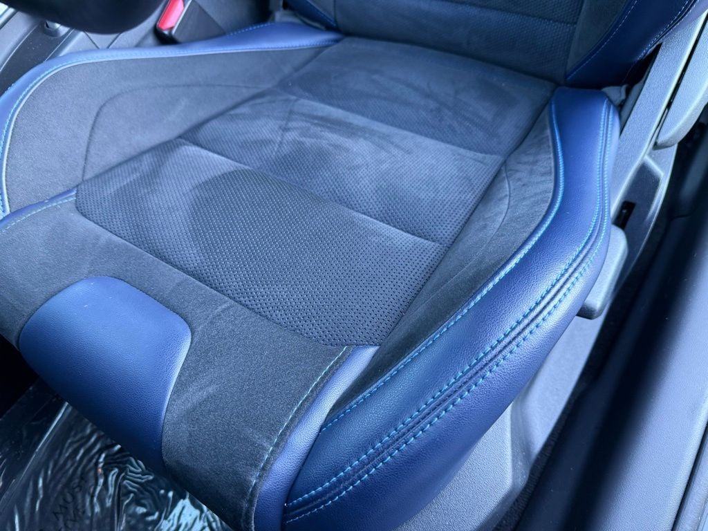 2025 Ford Mustang Dark Horse handling package,appearance pack,recaro seats