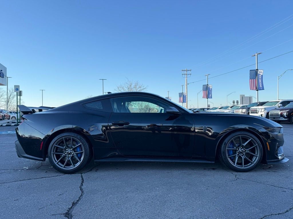 2025 Ford Mustang Dark Horse handling package,appearance pack,recaro seats