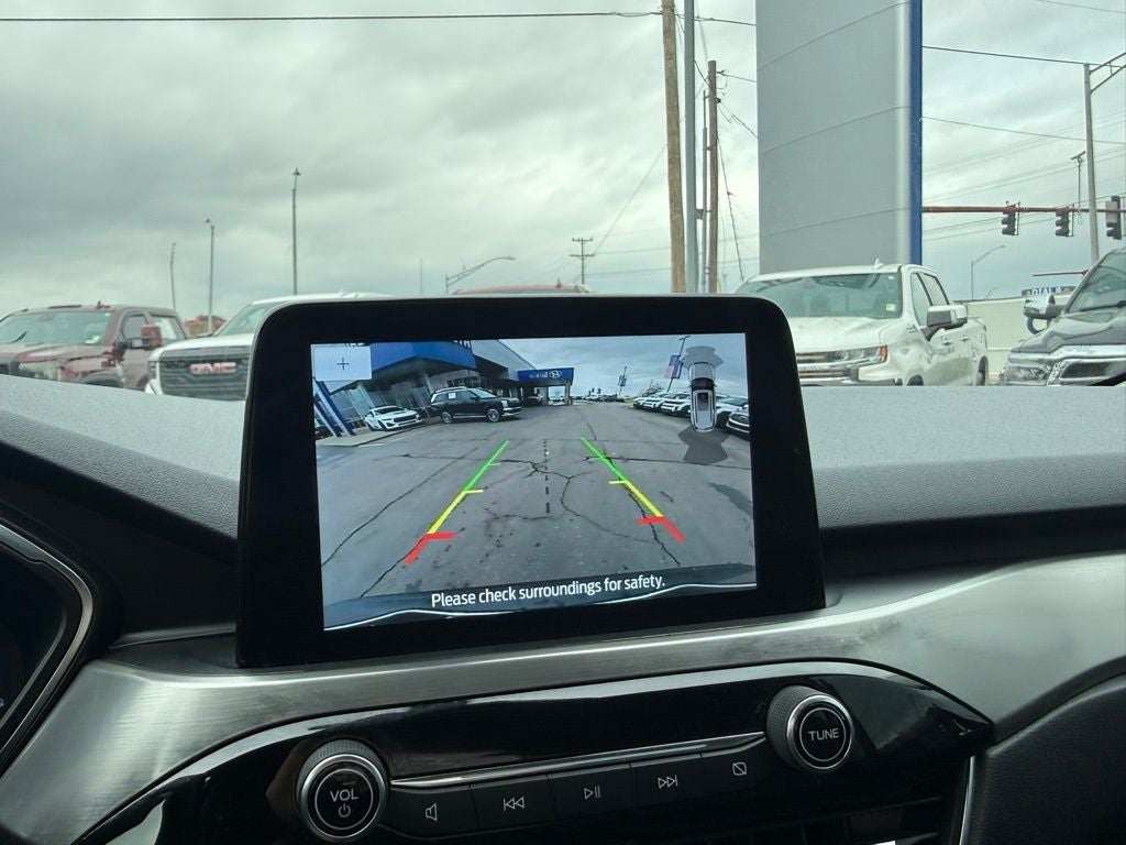 2021 Ford Escape Hybrid Titanium