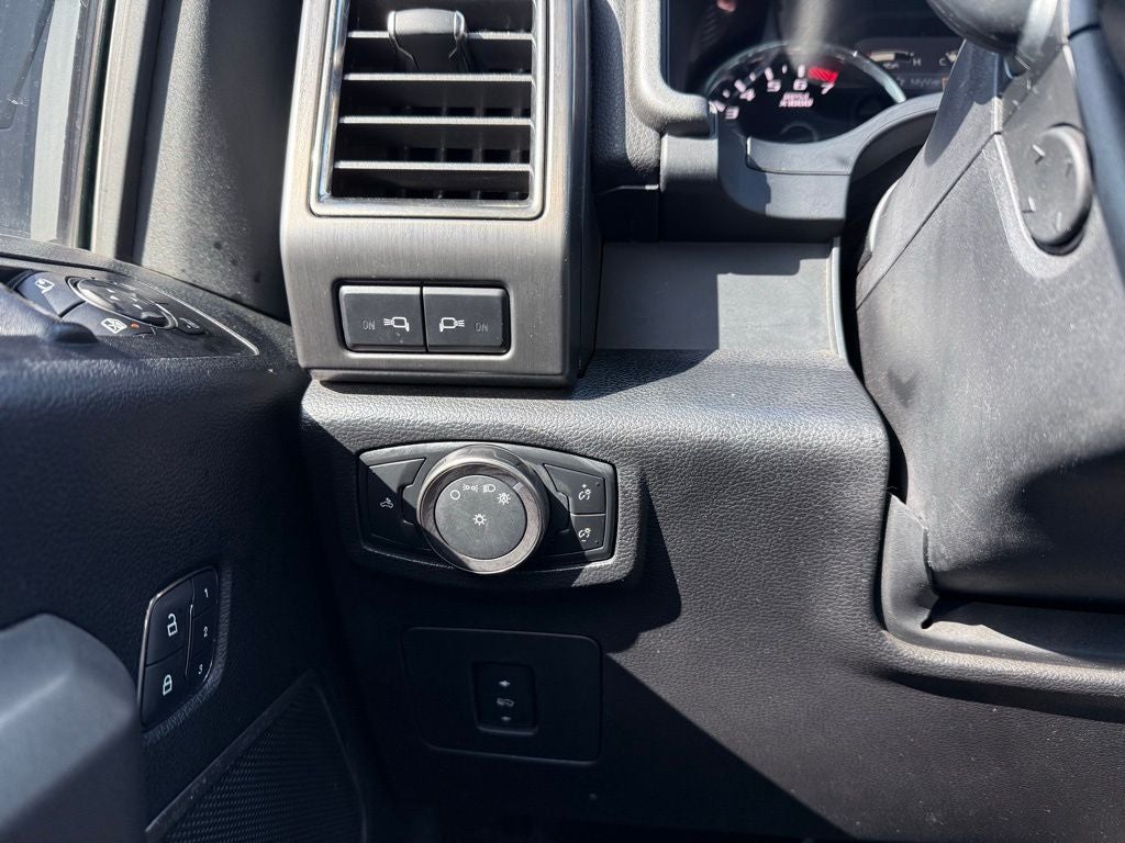 2018 Ford F-150 Raptor rapt tech pack,360 camera,stell bumper,twin moonro