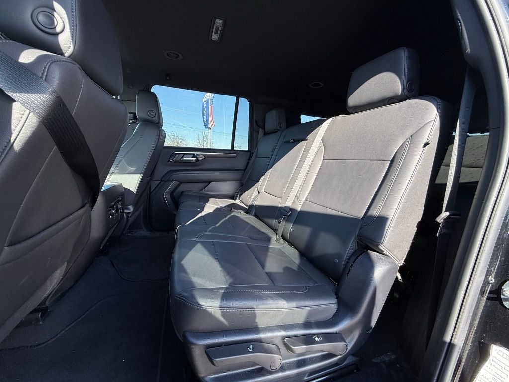 2025 Chevrolet Suburban Z71