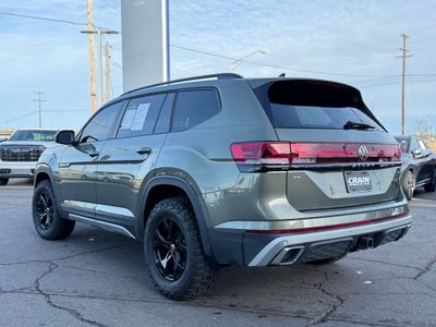 2024 Volkswagen Atlas 2.0T Peak Edition SE w/Technology lifted, wheels, tires