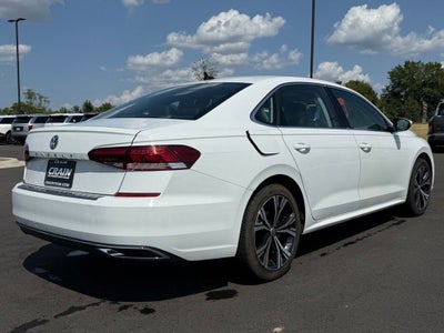 2022 Volkswagen Passat 2.0T SE