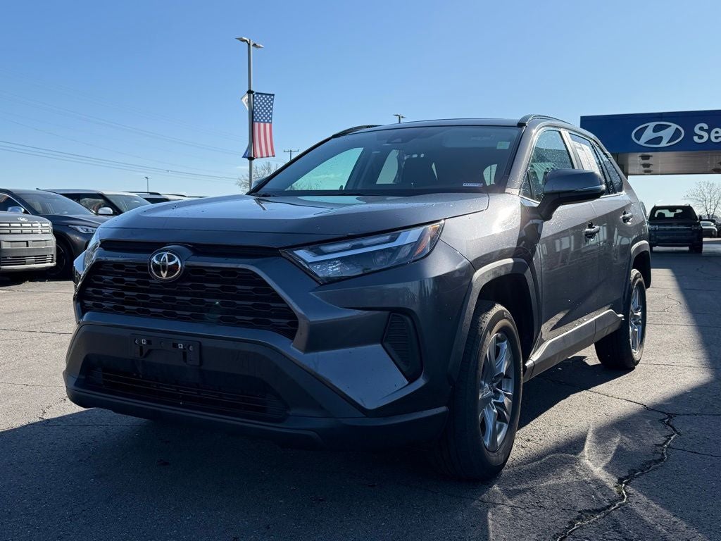 2025 Toyota RAV4 XLE