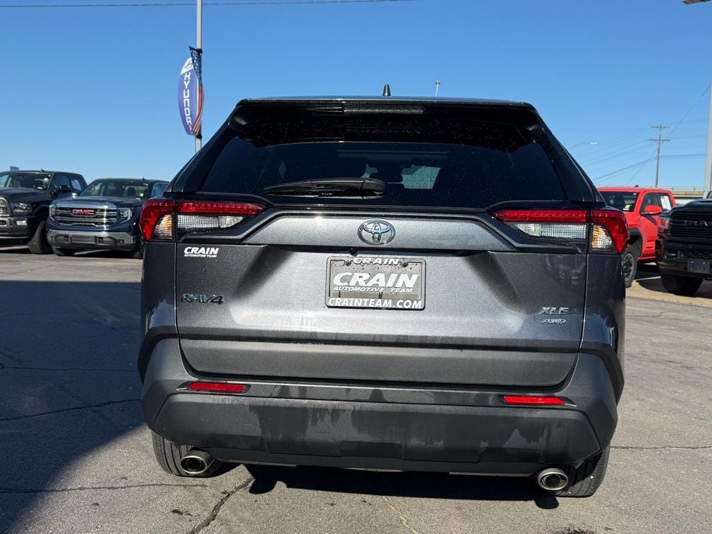 2025 Toyota RAV4 XLE