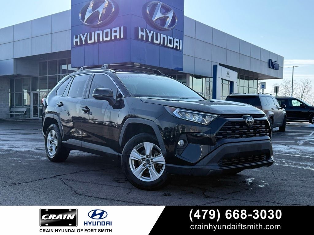 2020 Toyota RAV4 XLE