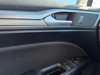 2019 Ford Fusion Hybrid SE