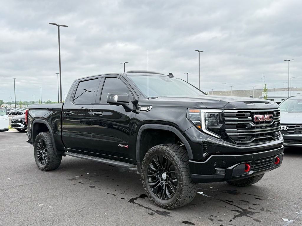 2025 GMC Sierra 1500 AT4